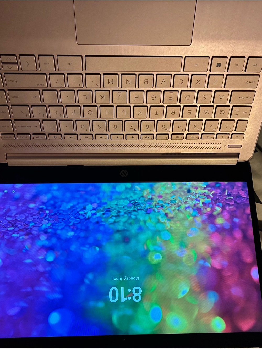 HP Laptop with Black Display Bezel and Gold Keyboard - Picture 5 of 8